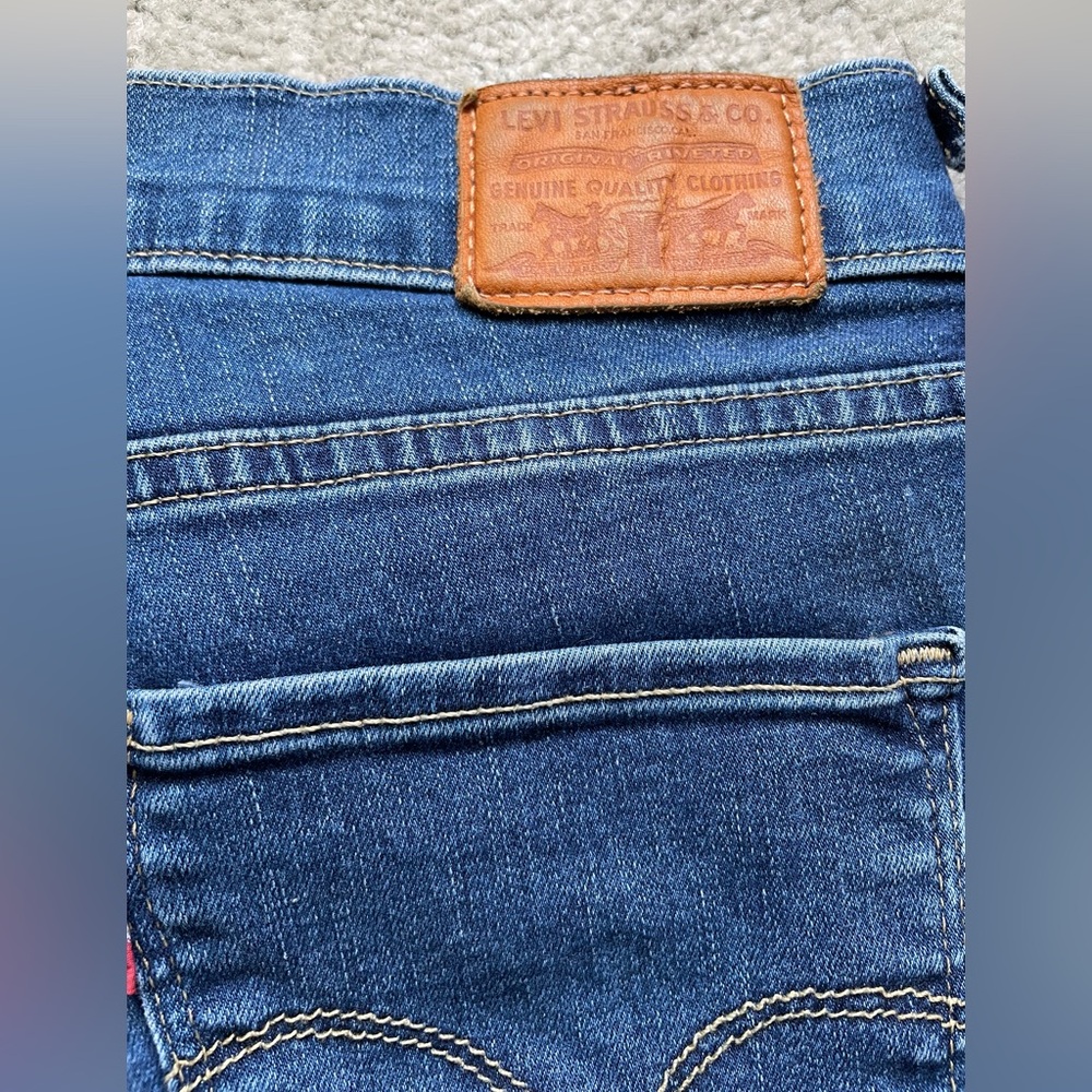 Levi's Women's High Rise Jeans - Blue